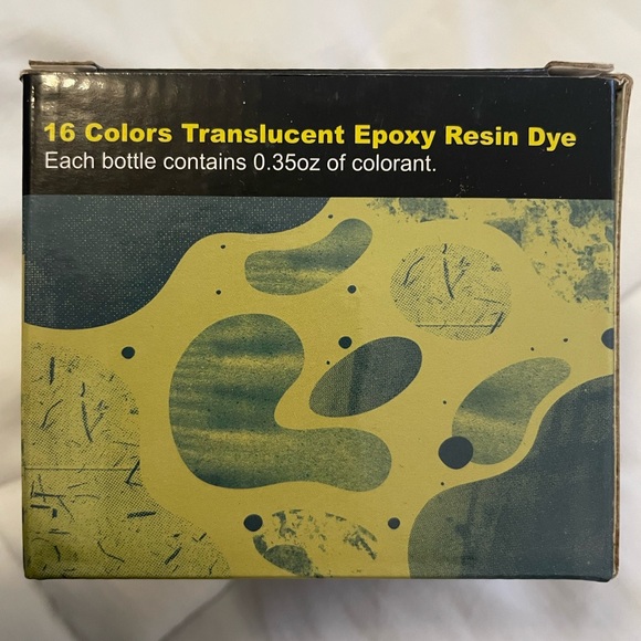 Resin Dye + Silicone mould tray - Picture 3 of 7